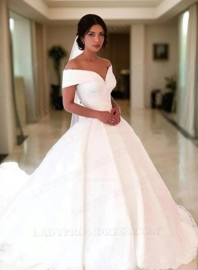 2025 A Line Elegant Off Shoulder Sweetheart Capped Sleeves Satin Long Lace Wedding Dresses